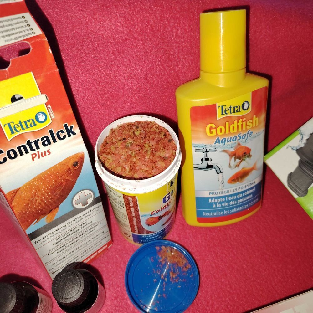 NOURRITURE ET ACCESSOIRES AQUARIUM Accessoires