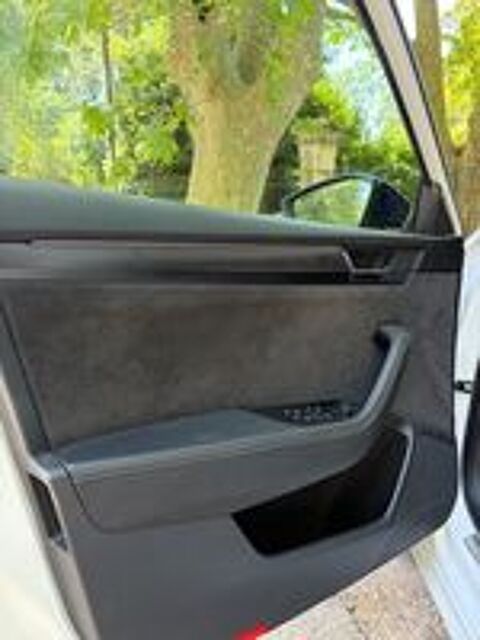 Superb Combi 1.4 TSI PHEV 218 ch DSG6 Sportline 2020 occasion 30132 Caissargues