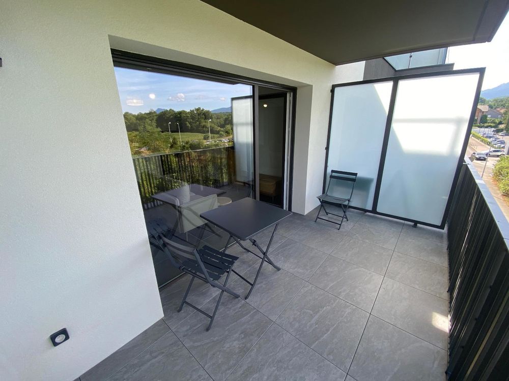Location Appartement Appartement 2 pièces 45 m² à Thonon-les-Bains Thonon-les-bains
