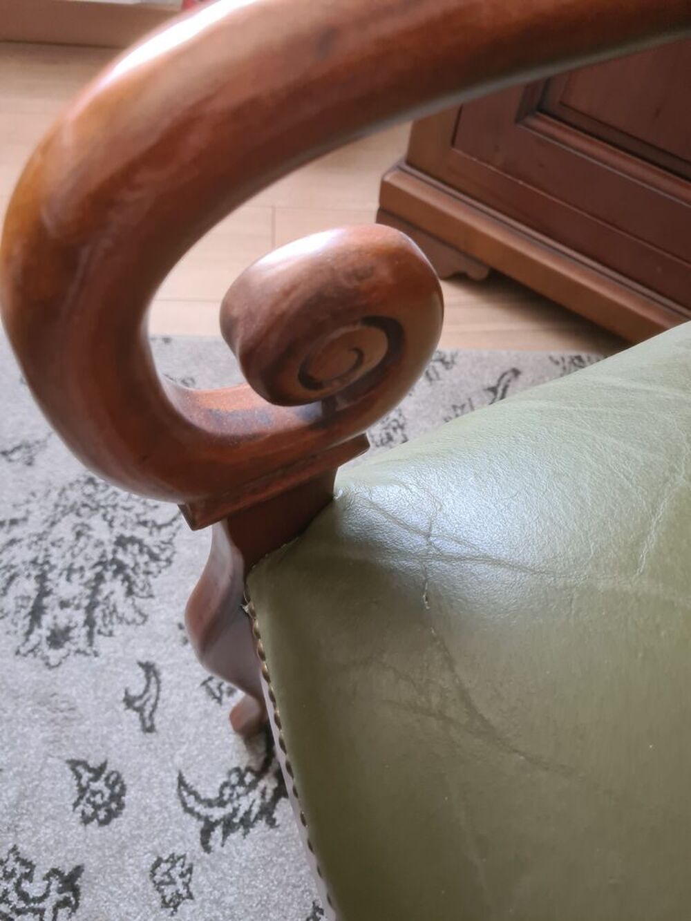Fauteuil bois verni Meubles