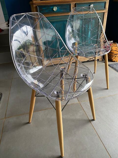 lot deux chaises scandinaves 150 Gu�gon (56)