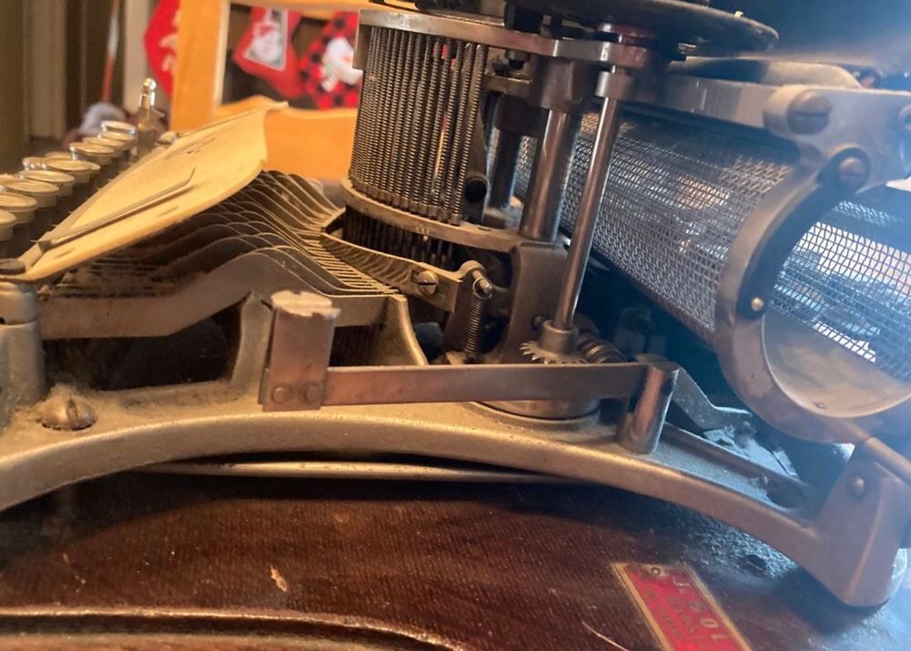 Rare machine &agrave; &eacute;crire Hammond N&deg;12 