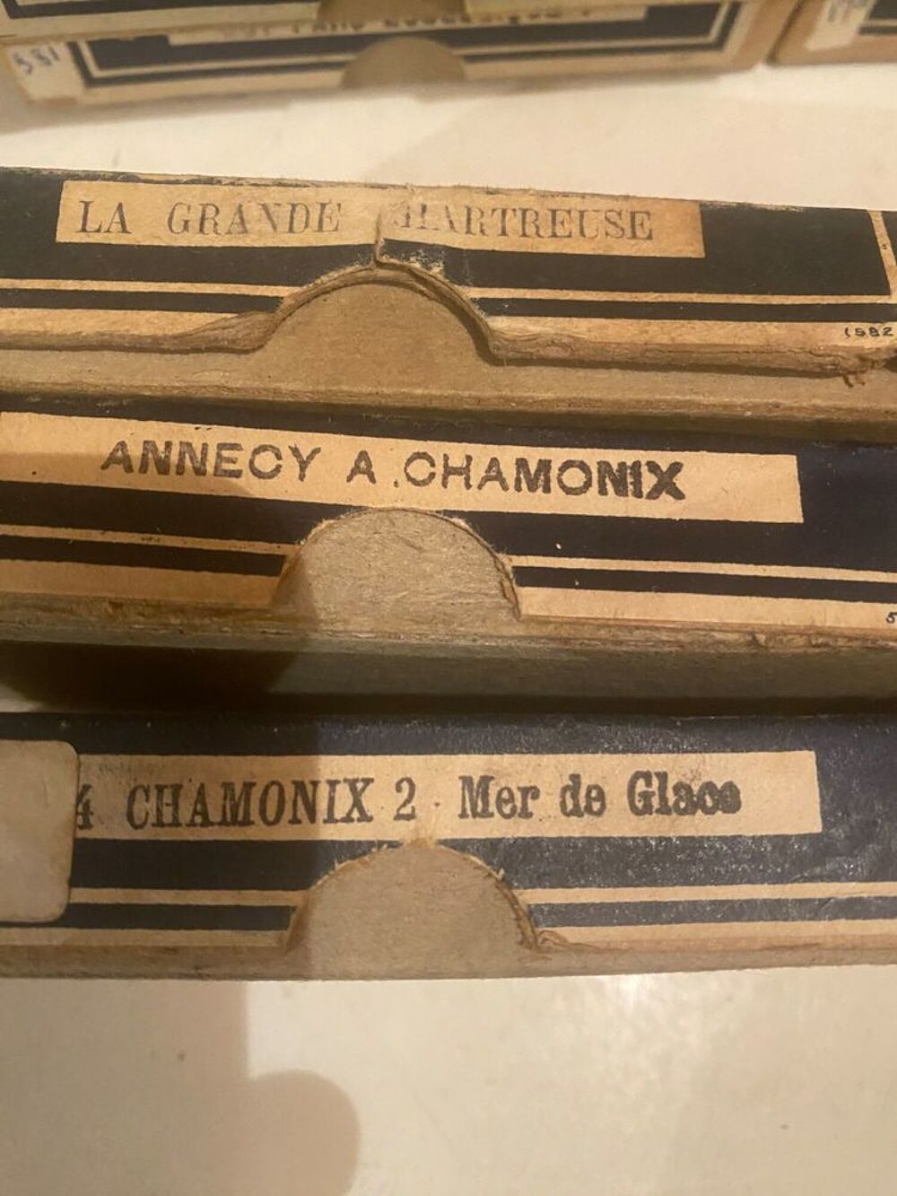 26 BOITES STEREOFILMS BRUGUIERE DIVERSES 