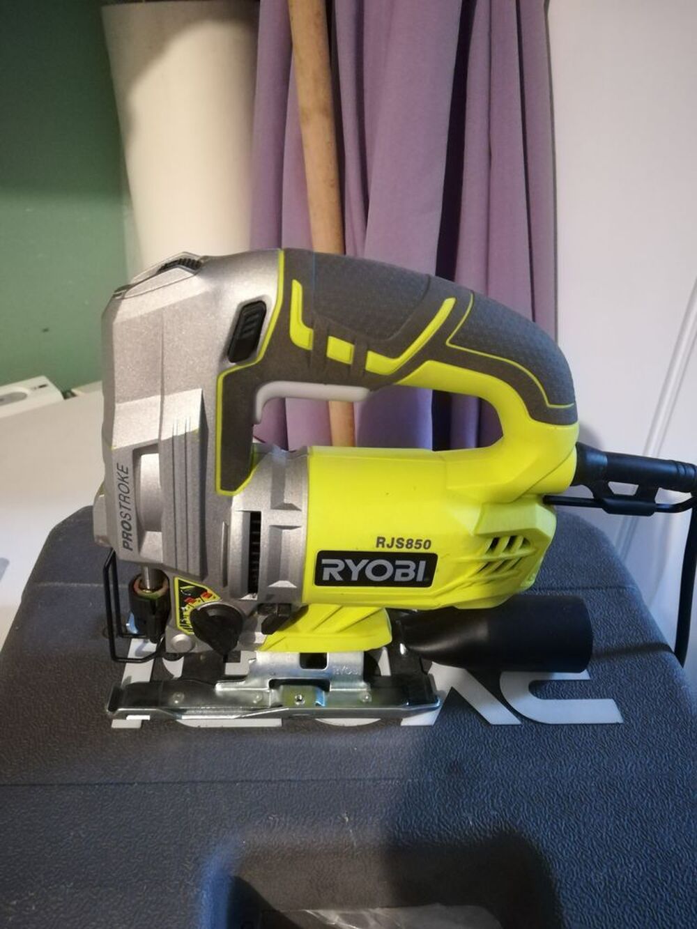 scie sauteuse ryobi Bricolage
