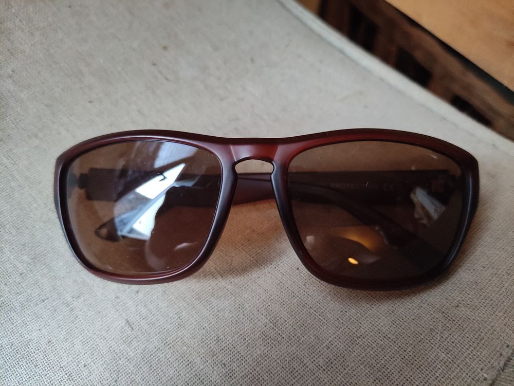 Lunettes de soleil Bijoux et montres