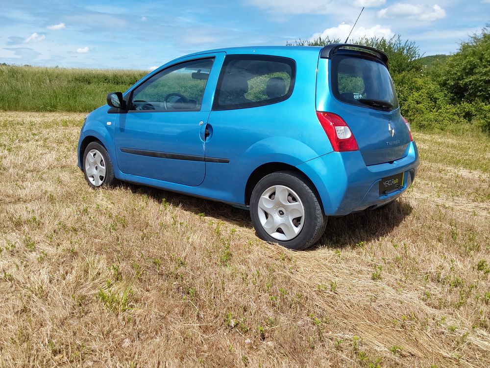 Twingo II 1.2 LEV 16v 75 eco2 Authentique Euro 5 2011 occasion 38080 Saint-Marcel-Bel-Accueil