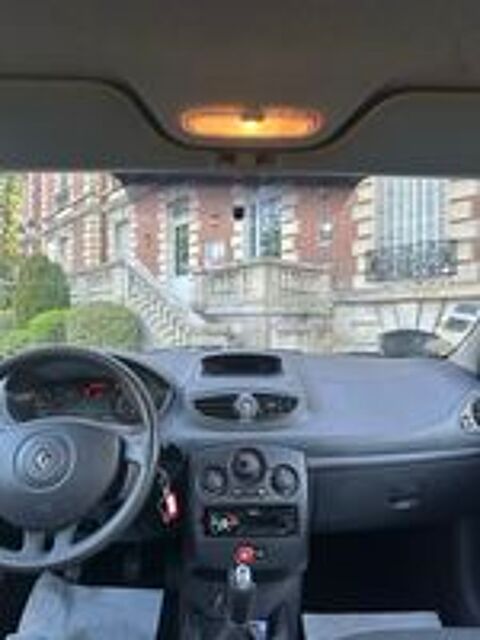 Clio III Clio 1.5 dCi 70 Expression 2010 occasion 45500 Gien