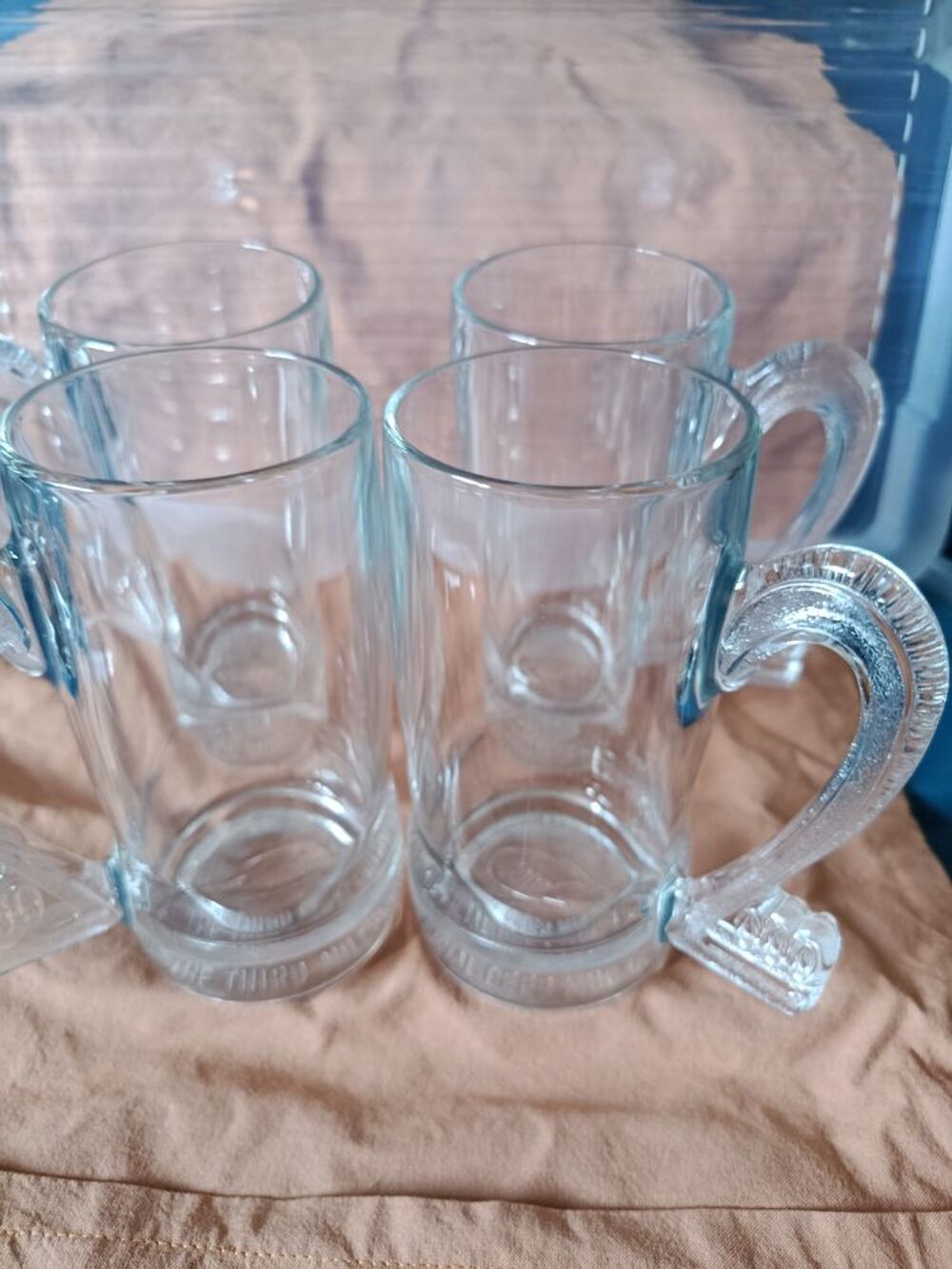 lot de chopes &agrave; biere Décoration