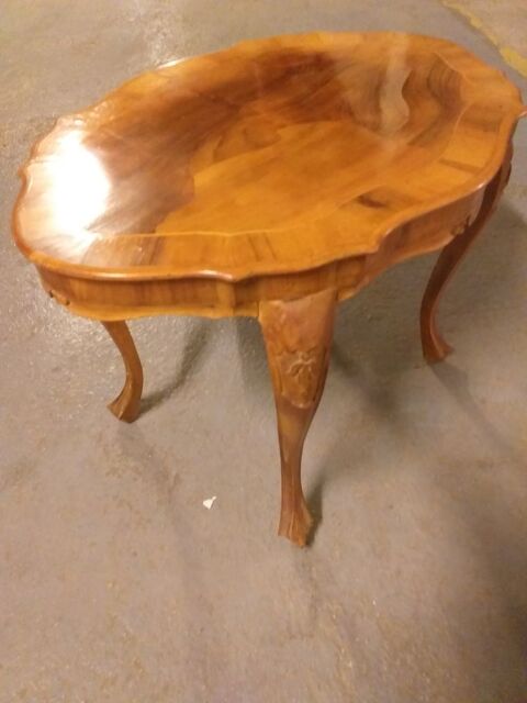 Petite table ovale ancienne	 Nice (06)