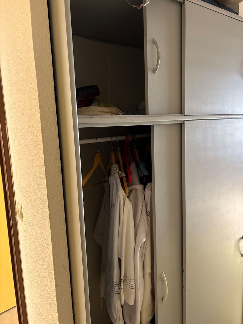 Armoire Meubles