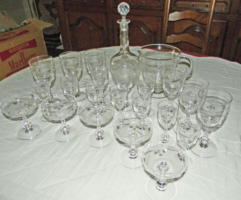 Collection de verres en cristal 90 Lagny-sur-Marne (77)
