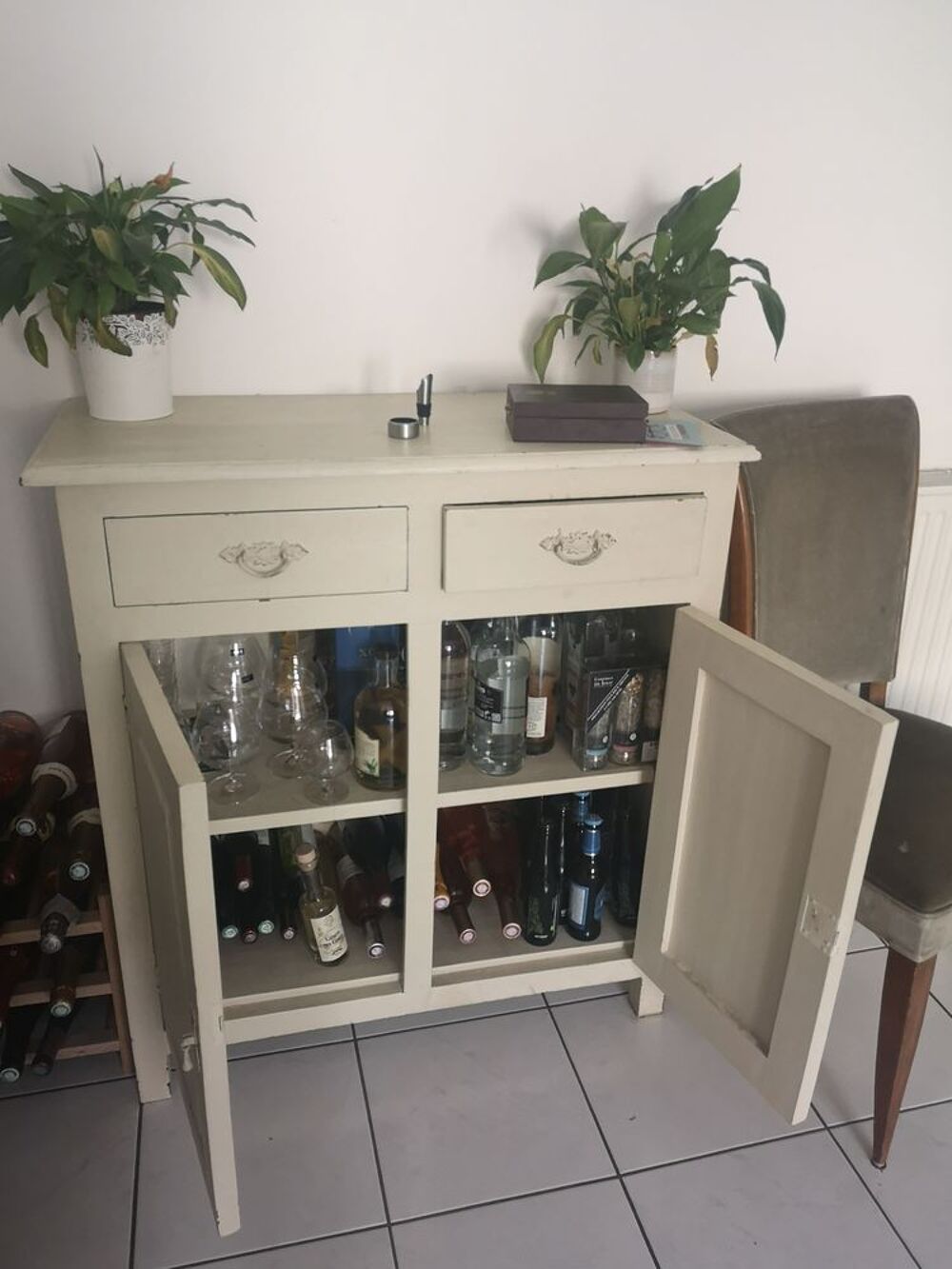 Buffet en ch&ecirc;ne patin&eacute; blanc Meubles
