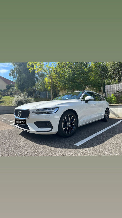 Volvo V60 D3 150 ch Geartronic 8 Momentum 2018 occasion Ferney-Voltaire 01210