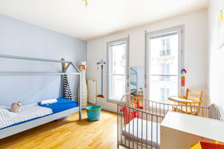  Appartement à louer 4 pièces 113 m²