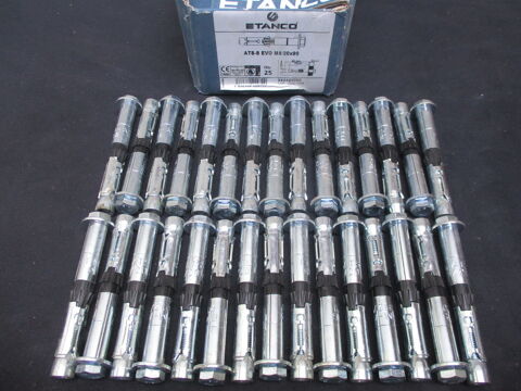 30 chevilles b�ton ETANCO 60 Cagnes-sur-Mer (06)