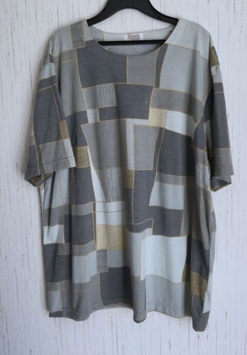Tee-Shirt  femme  taille :54/56 .
5 Lannion (22)