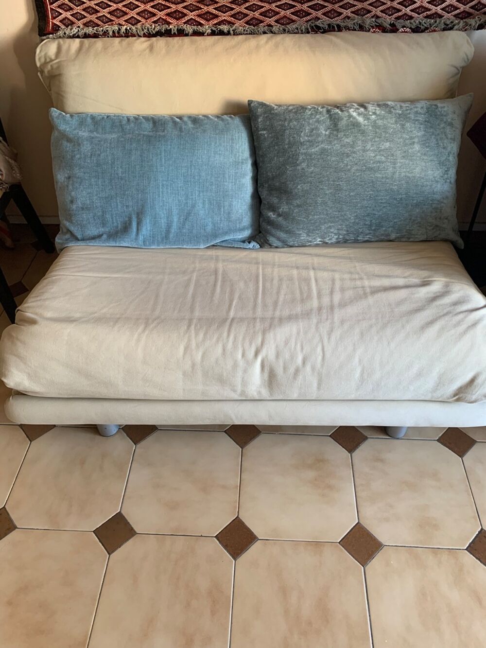 Canap&eacute; convertible CINNA en tissu clair deux places Meubles