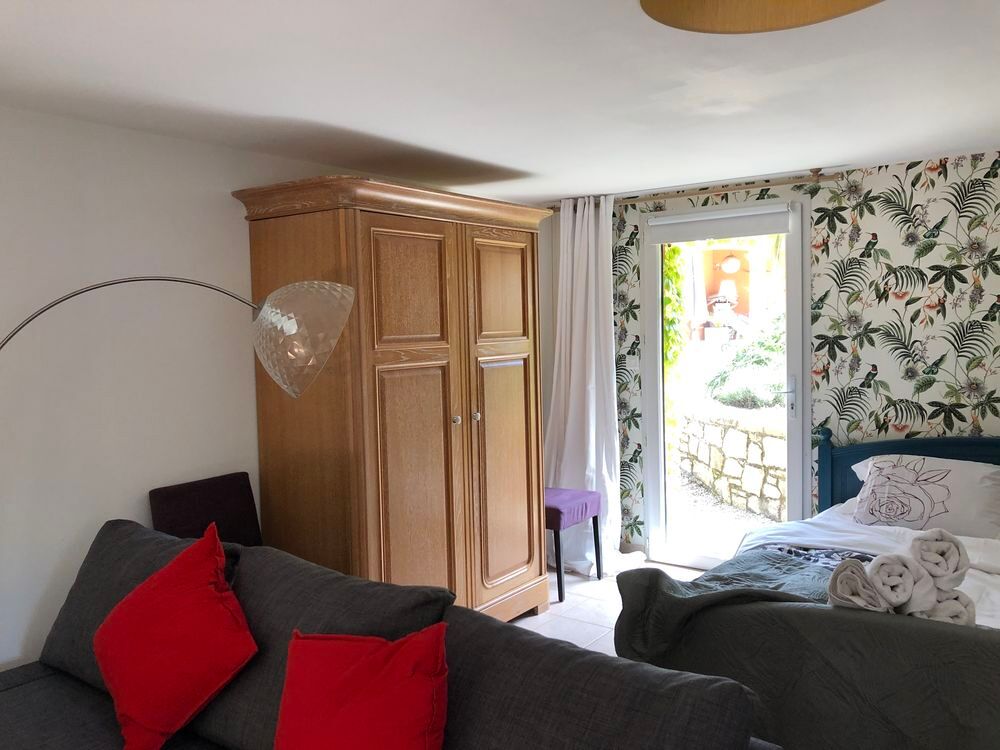 Location Appartement Beau studio meublé Lorgues