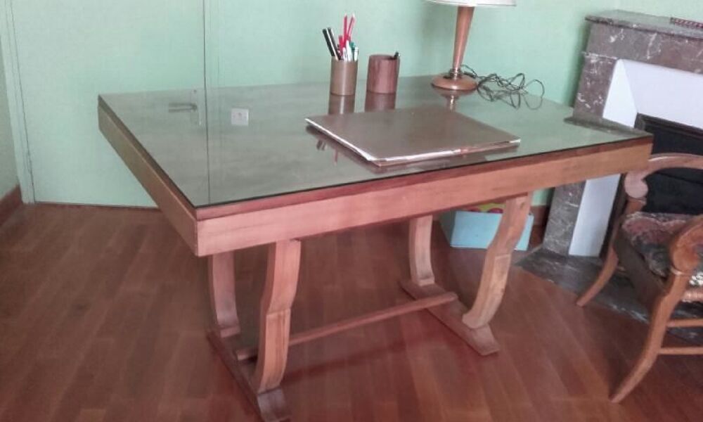 Bureau ou table Meubles