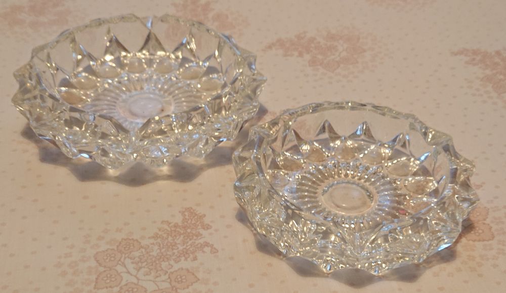 2 cendriers assortis, Décoration