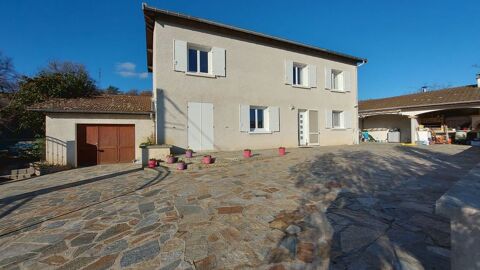   SAINT MARTIN LA PLAINE  MAISON  T6 sur 3301 m2 de Terrain Maison - 6 pi�ce(s) - 145 m�