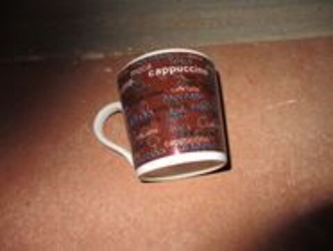2 tasses cappucinno 0 M�rignies (59)
