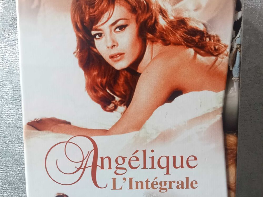 COFFRET 5 DVD ANG&agrave;‰LIQUE L'INT&agrave;‰GRALE DVD et blu-ray