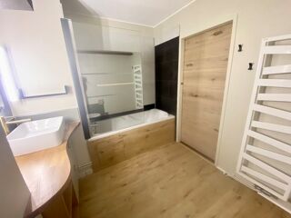  Appartement � louer 3 pi�ces 80 m�