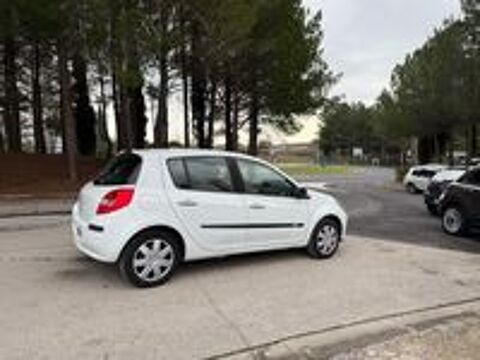 Clio III Clio 1.5 dCi 70 eco2 Dynamique 2008 occasion 34690 Fabr&egrave;gues