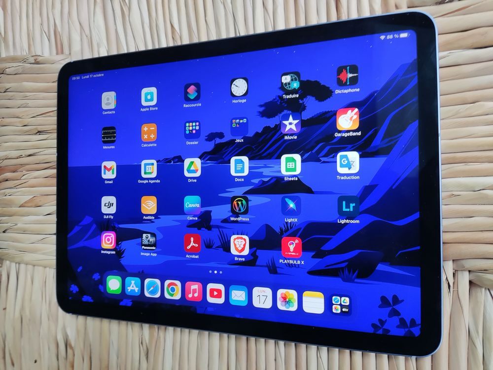 IPad air 5G Cellular 64 GO mauve, de derni&egrave;re g&eacute;n&eacute;ration. Matériel informatique
