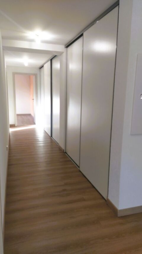  Appartement � louer 3 pi�ces 100 m�