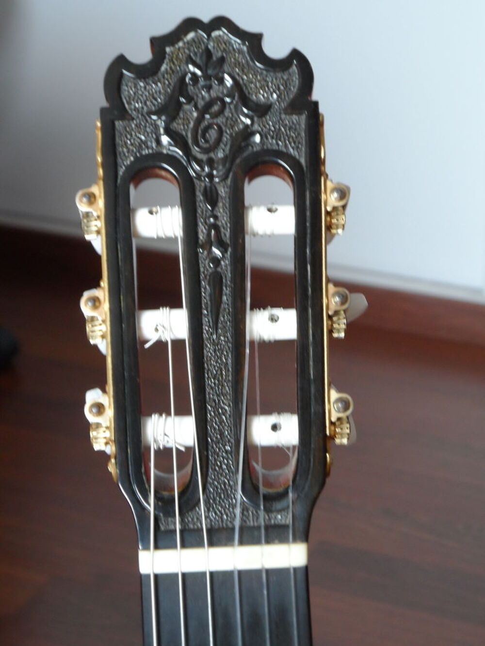 GUITARE-CLASSIQUE- 4/4- Manuel CONTRERAS 1991. Instruments de musique