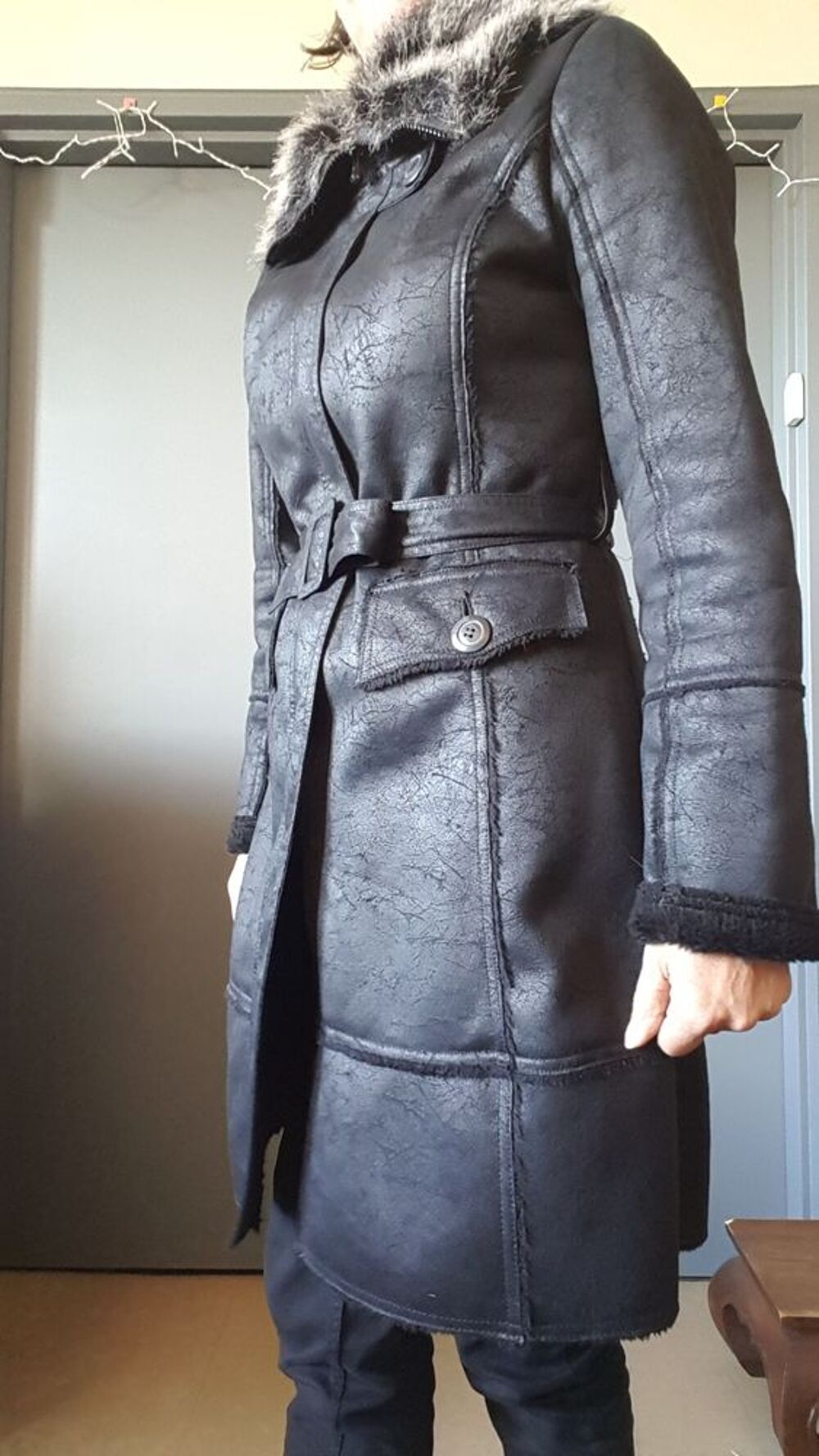 Manteau noir avec ceinture Vtements