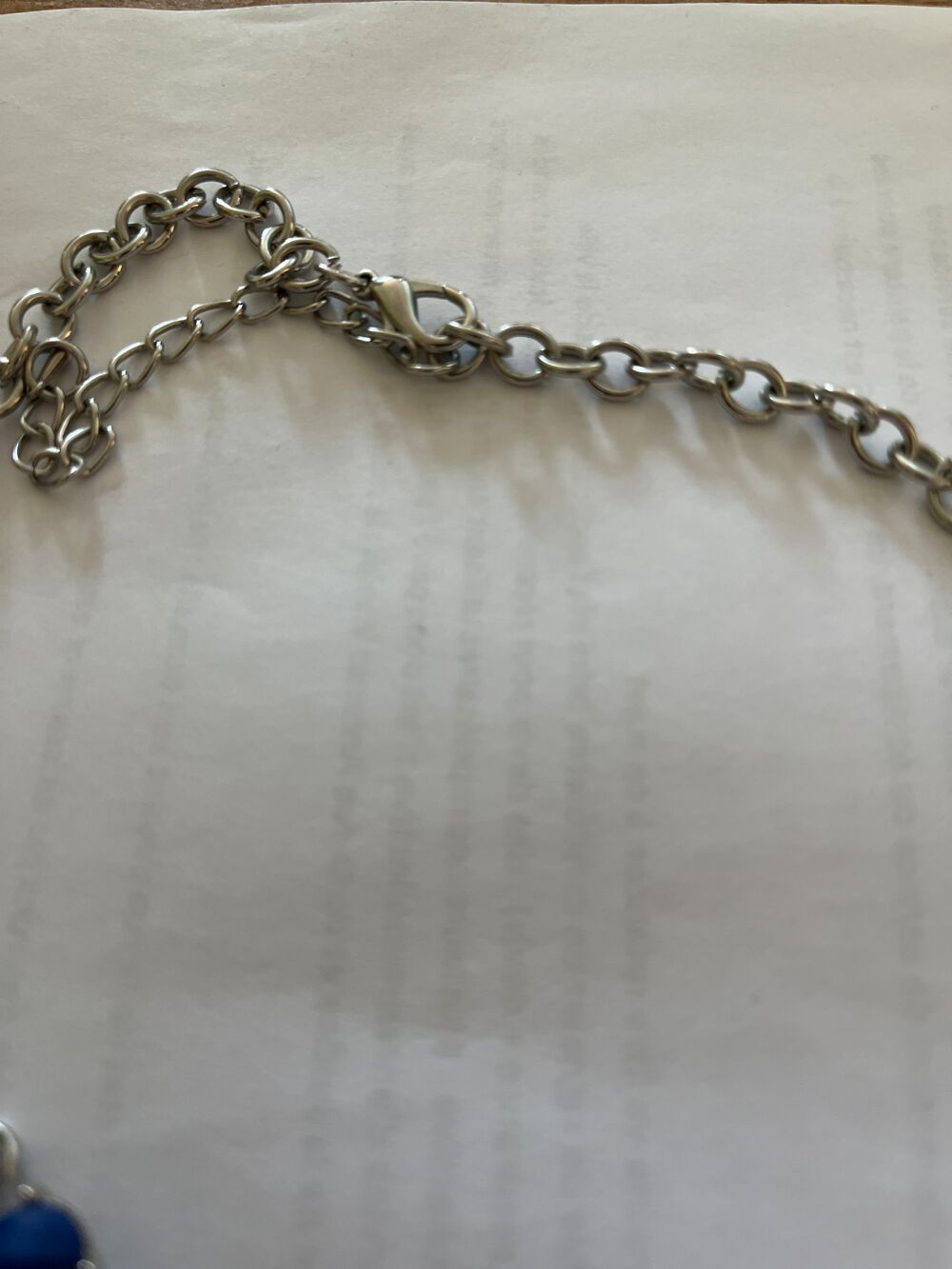 Collier 3 cabochons Bijoux et montres