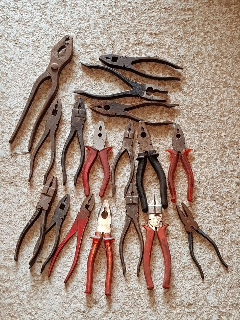  Lot 17 pinces universelles Bricolage