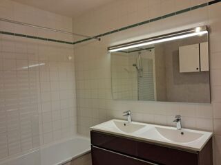 Appartement  louer 3 pices 75 m