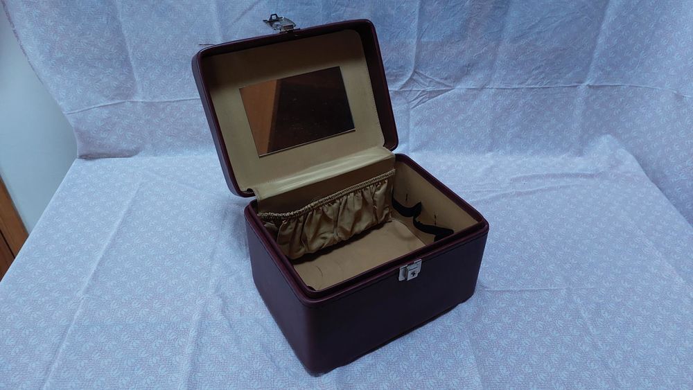 Beauty case . Maroquinerie