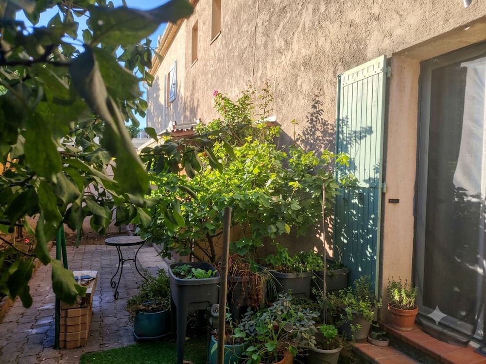 Vente Maison Maison 5 pièces (3 chambres) 95 m2 La Crau !  435000 € La crau