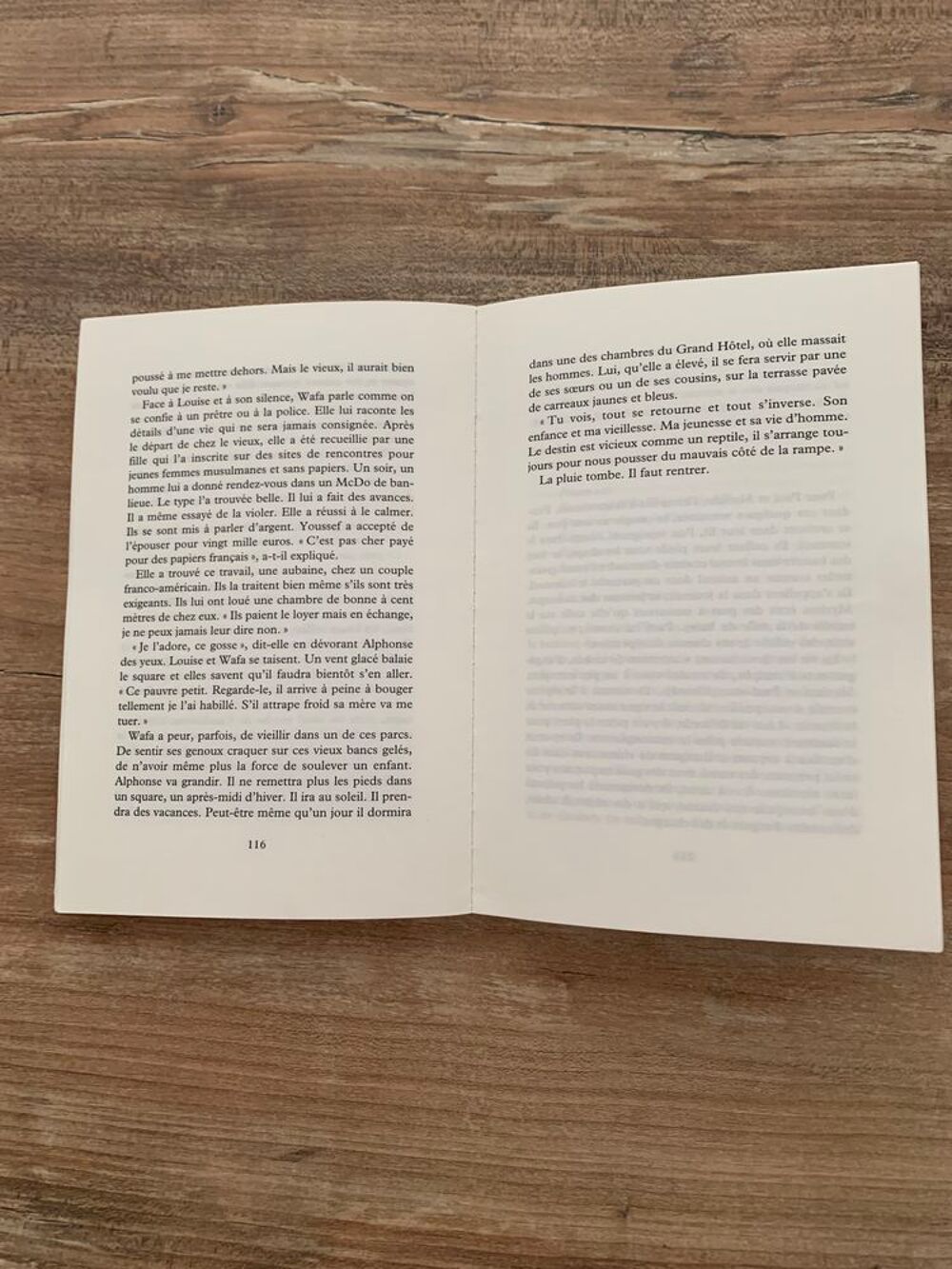 Livre " Chanson douce " - Leila Slimani Livres et BD