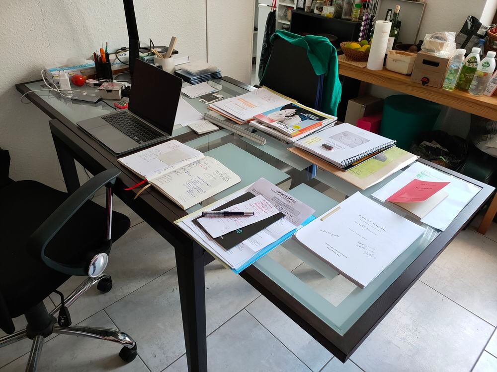 Table de repas carr&eacute;e extensible Meubles