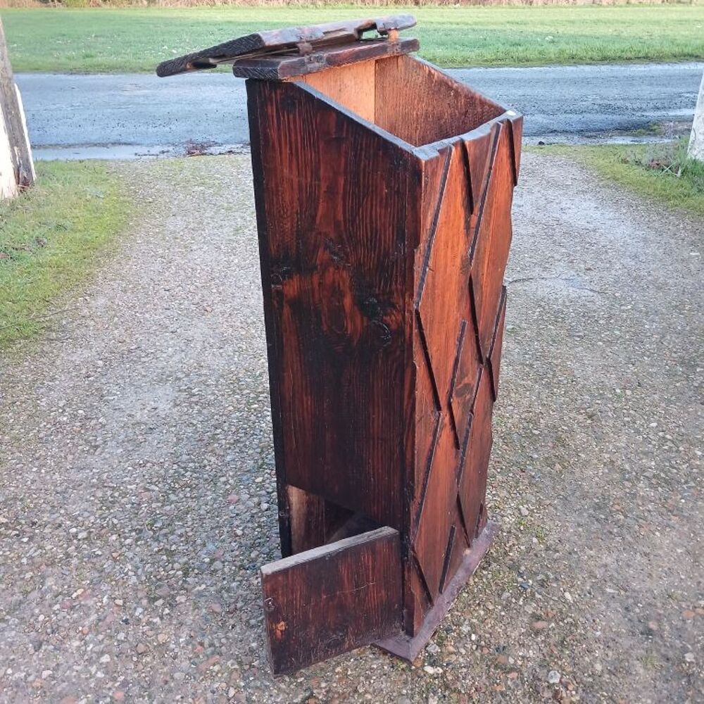 tr&egrave;s ancienne pani&egrave;re en bois 