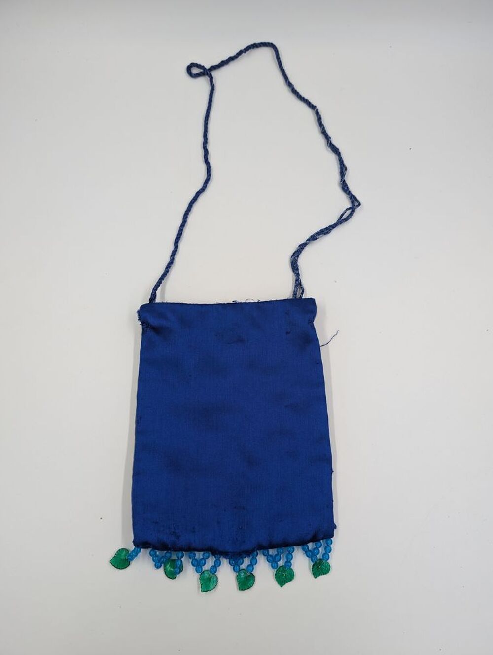 Sacoche Bandouli&egrave;re bleu avec perle fantaisie Maroquinerie