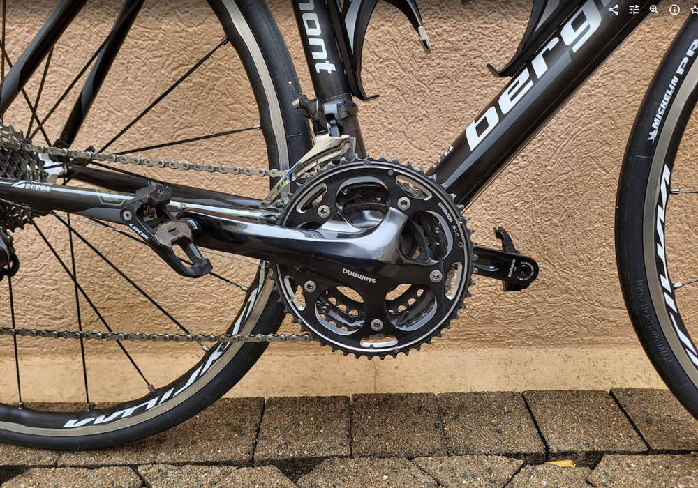 V&eacute;lo de route Bergamont, full carbone. Vélos