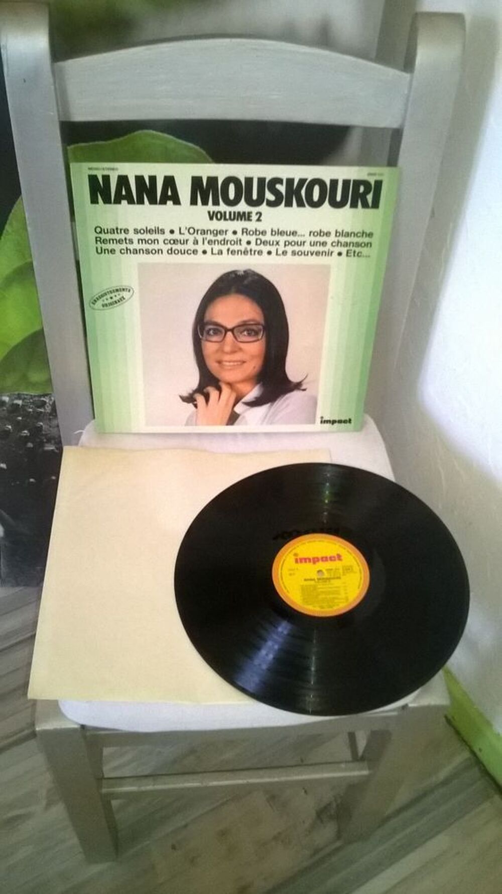 Vinyle Nana Mouskouri
Volume 2
Excellent etat
Quatre sole CD et vinyles
