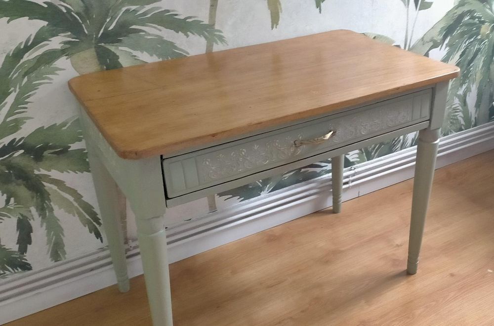 Bureau relook&eacute; Meubles
