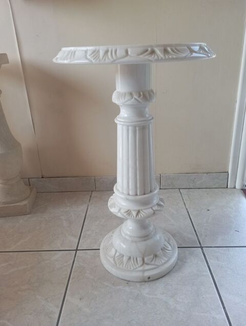 Colonne en albâtre 40 Le Bouscat (33)