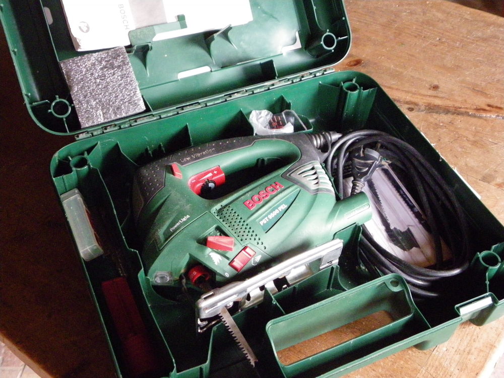 Scie sauteuse Bosch Bricolage