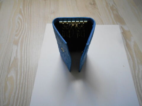 Porte cl�s avec 6 crochets neufs la blanche porte 4 Retiers (35)