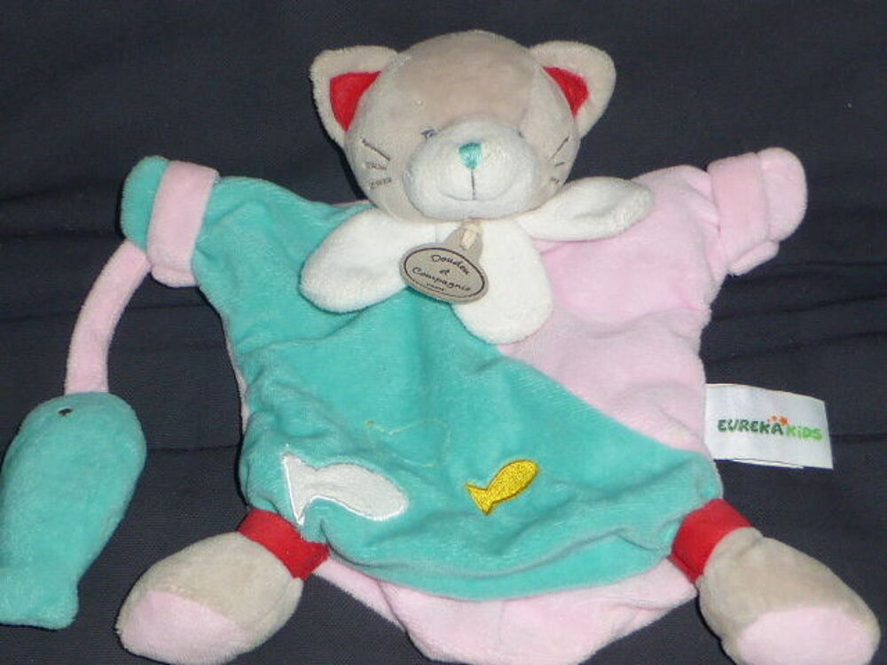 Doudou et compagnie Chat marionnette poisson Puériculture