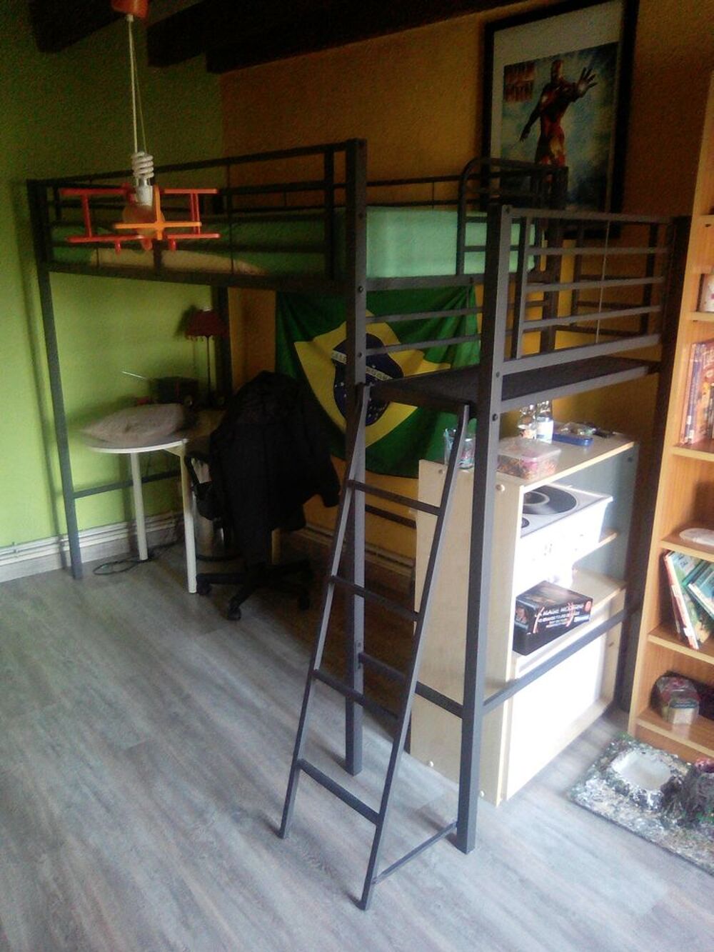 Lit Mezzanine avec Plateforme---> 130.00 €
Mobilier enfants